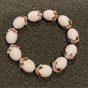 Standard size vintage chunky bracelet (elastic)